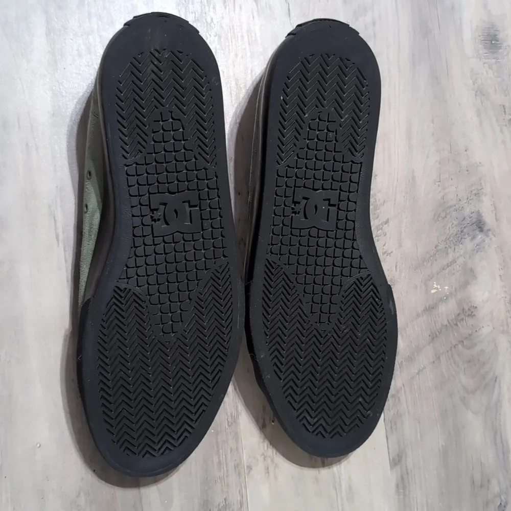 DC Manual Men's Olive Suede Sneakers - Picture 2 of 5